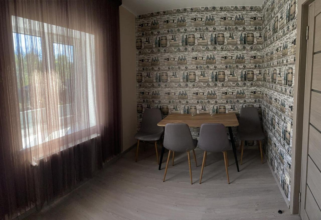 Apartment затишна однокімнатна під києвом